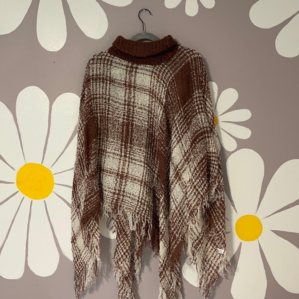 Small Turtle Neck Poncho